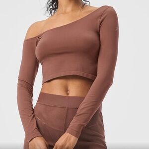 ALO Asymmetric Sheer Glow Long Sleeve